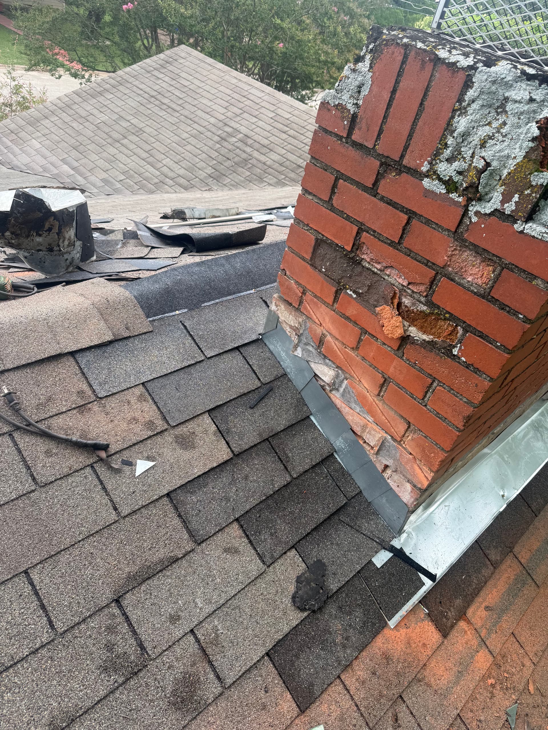Gallery photos for Worn Chimney Flashing Repaired Before It Got Worse: Image #3
