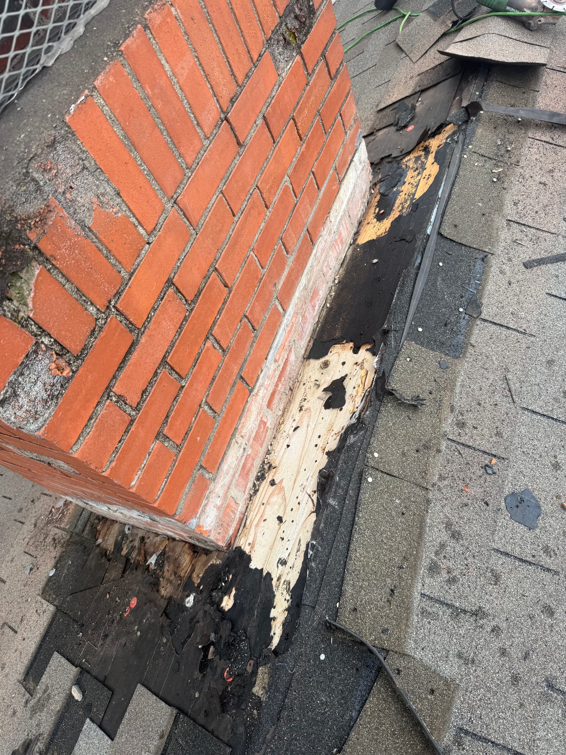Gallery photos for Worn Chimney Flashing Repaired Before It Got Worse: Image #1