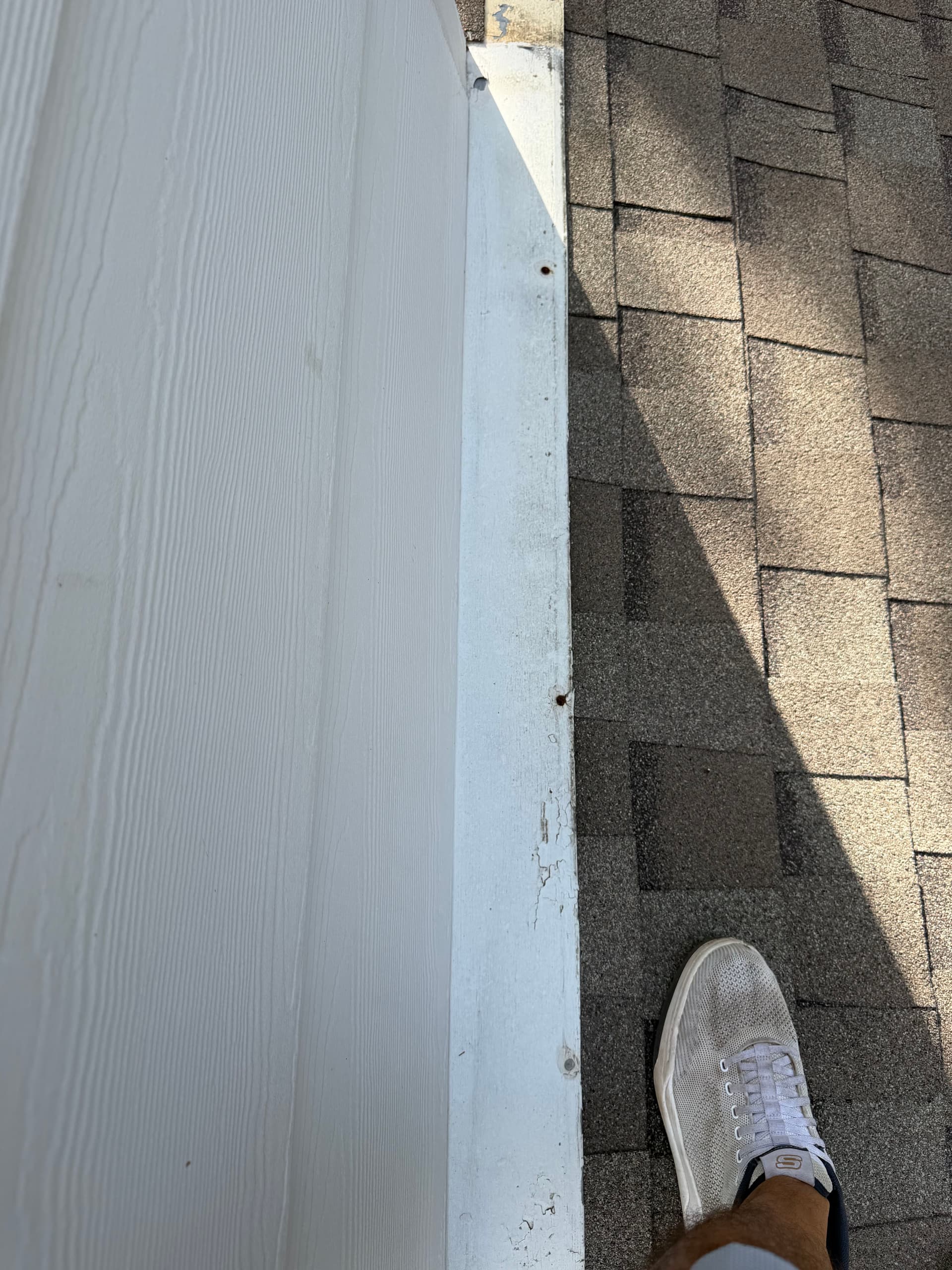 Gallery photos for Exposed Nails on Your Roof Are a Leak Waiting to Happen: Image #4