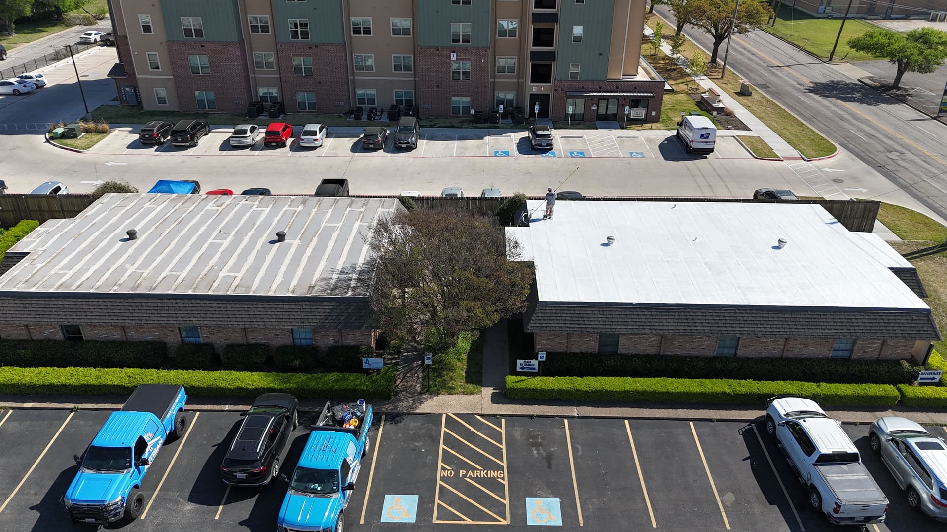 Gallery photos for Office Space Transformation with Cost-Effective Roofing Solutions: Image #2