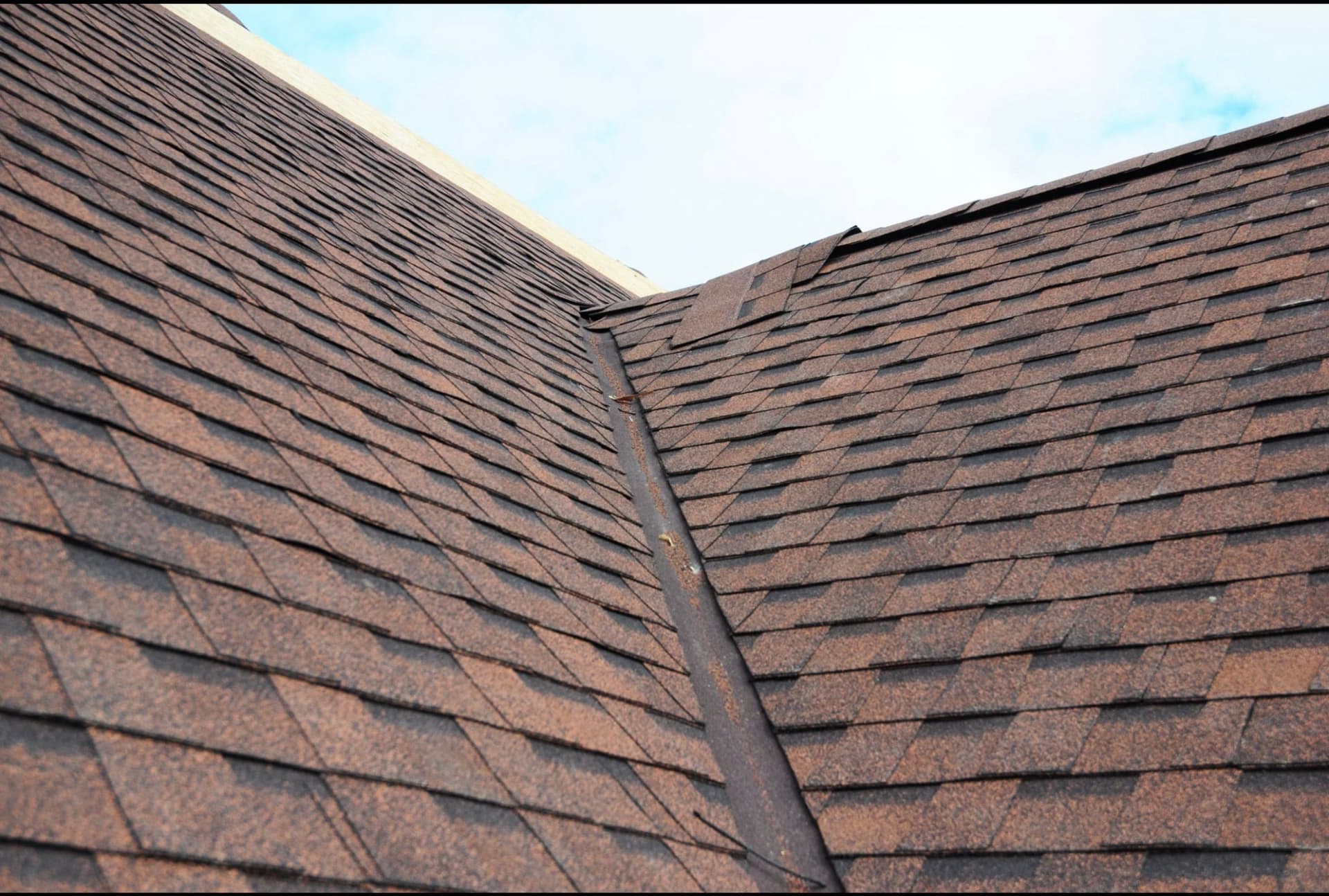 Blog post Roof Repair vs Roof Replacement: When to File an Insurance Claim in Central Texas image